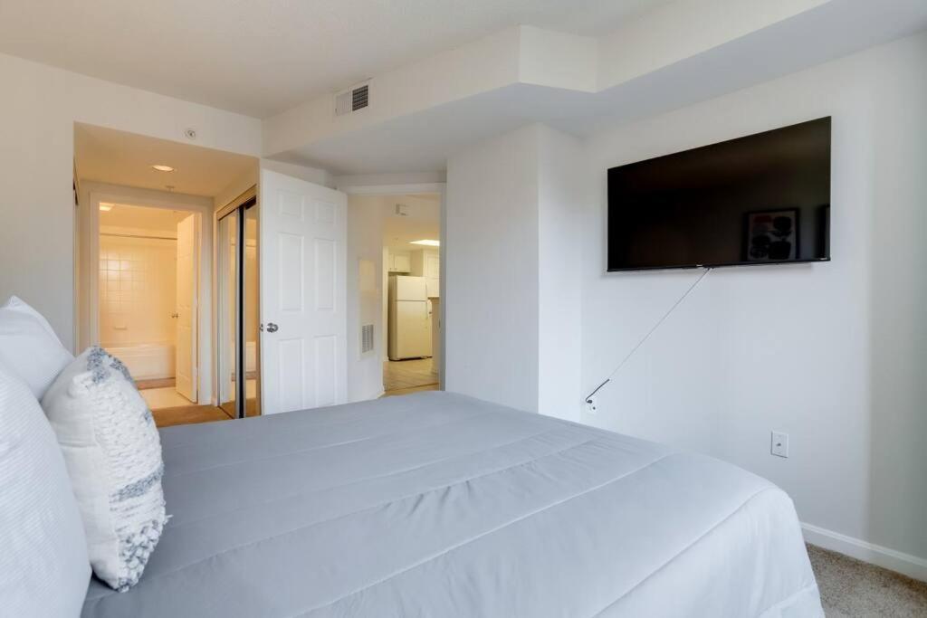 Fantastic 1 Bedroom Condo At Ballston With Gym Arlington Luaran gambar