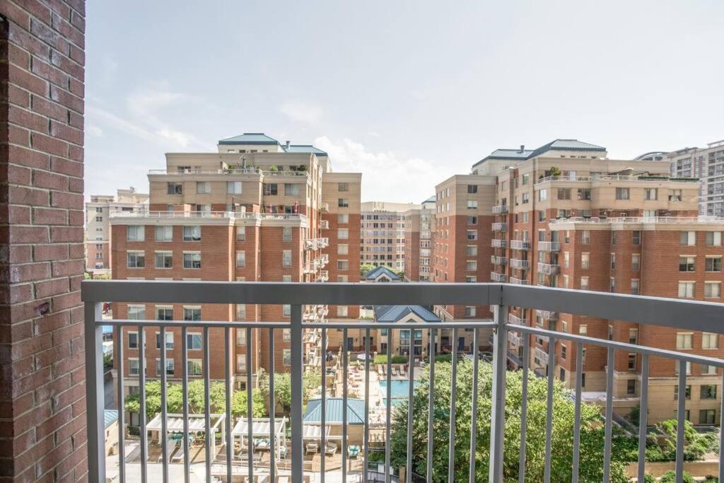 Fantastic 1 Bedroom Condo At Ballston With Gym Arlington Luaran gambar