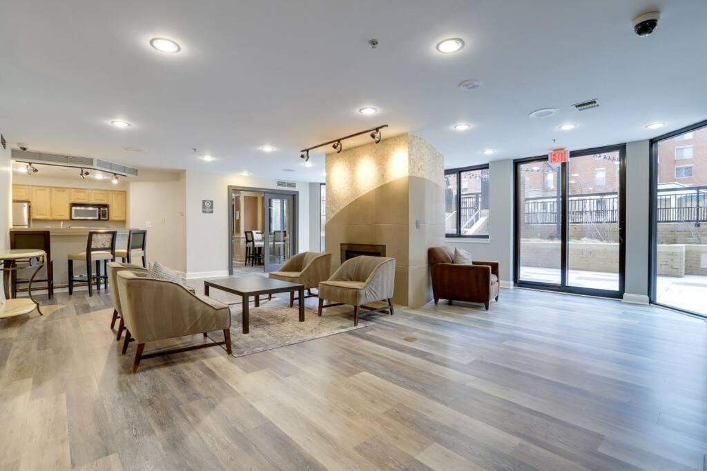 Fantastic 1 Bedroom Condo At Ballston With Gym Arlington Luaran gambar